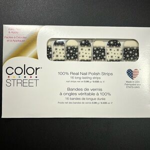 Color Street- Nail polish strips 💅🏻